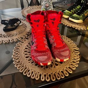 Kobe 9 Elite Christmas